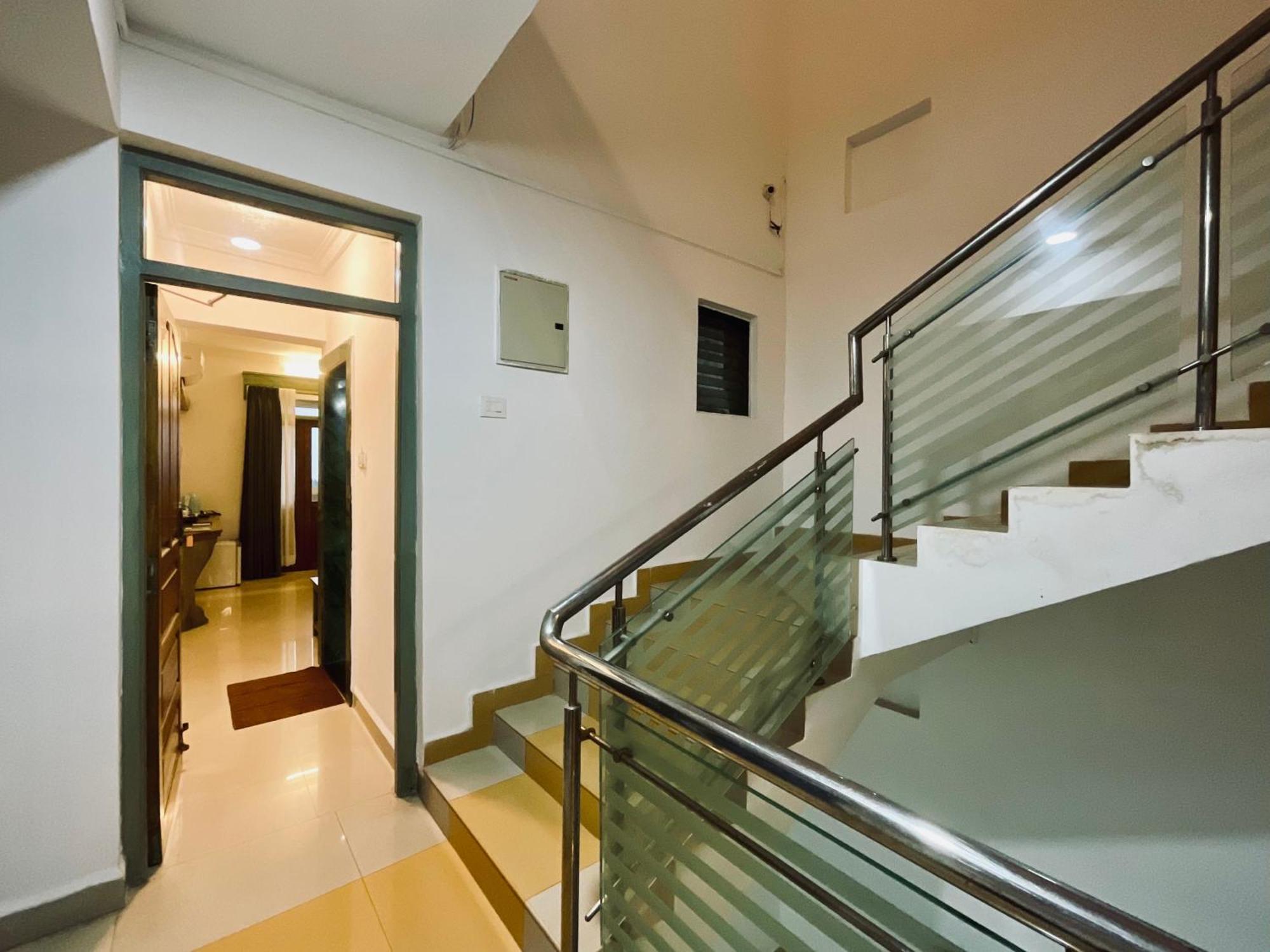 Nagas Hotel Satyavati Morjim Esterno foto
